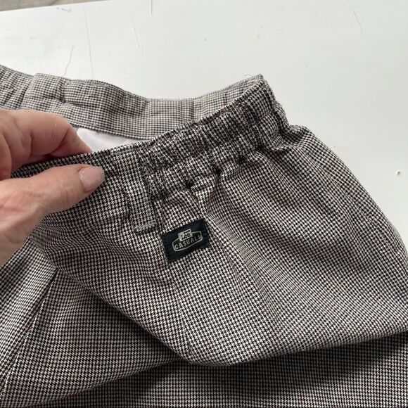 Lee Casual Fall Textured Pleated Front Shorts - 18M - Picture 2 of 9